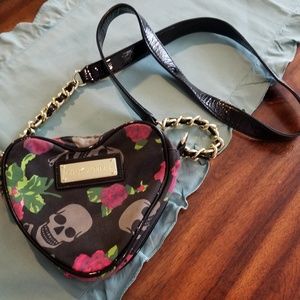 Betsey johnson purse